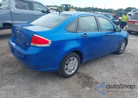 2010 Ford Focus Se z USA, uszkodzony, nr VIN 1FAHP3FN2AW293391